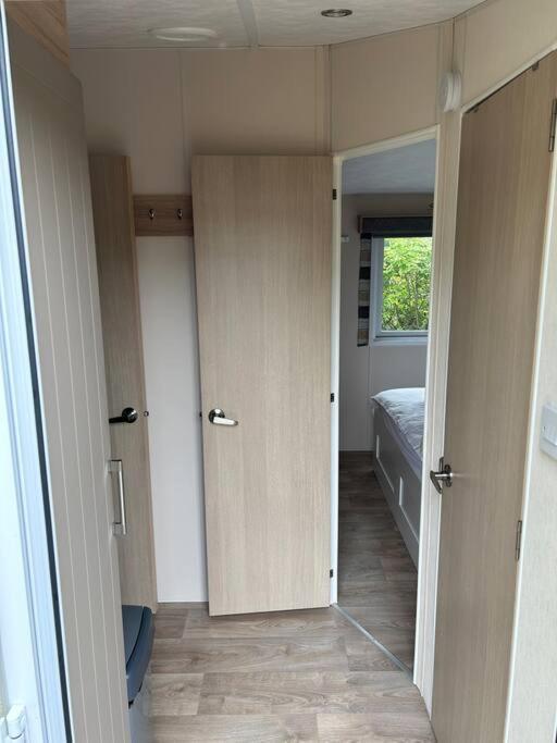 Chalet De Bult White 2 Persons Bagian luar foto